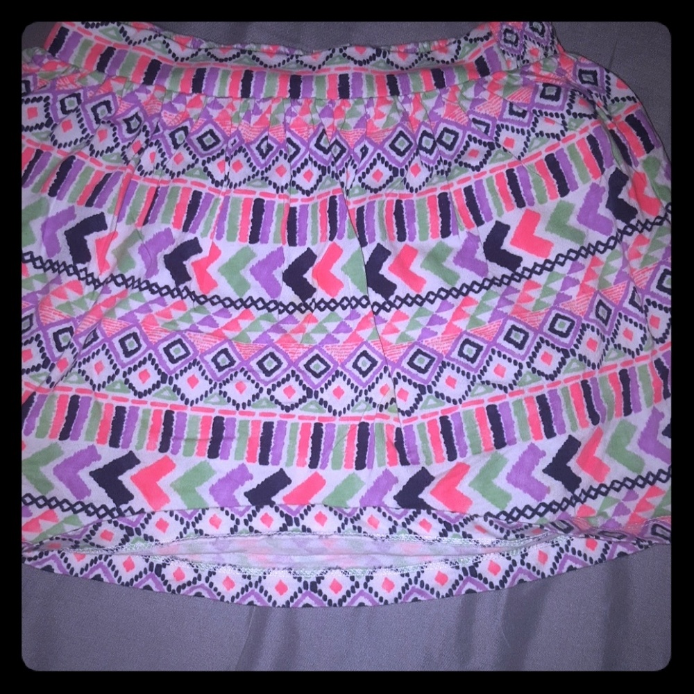 Mix lot of leggings skirt and t-shirts
